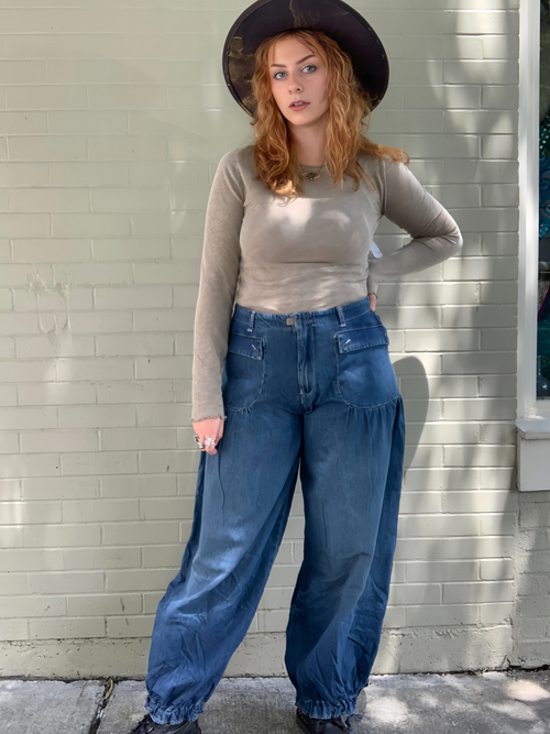 2026 New In Lotus Tube Jeans