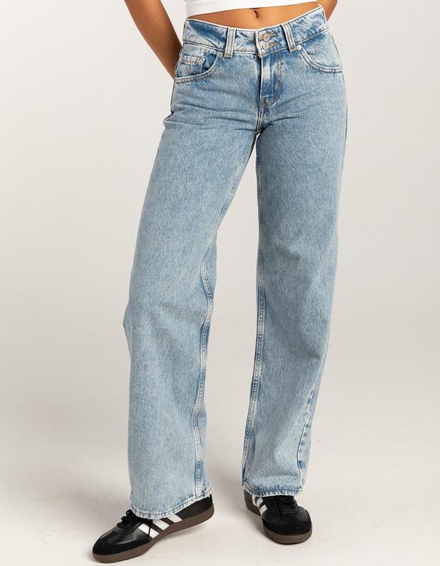 Superlow Loose Womens Jeans